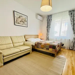 Bucharest Airport & Fly Apartament